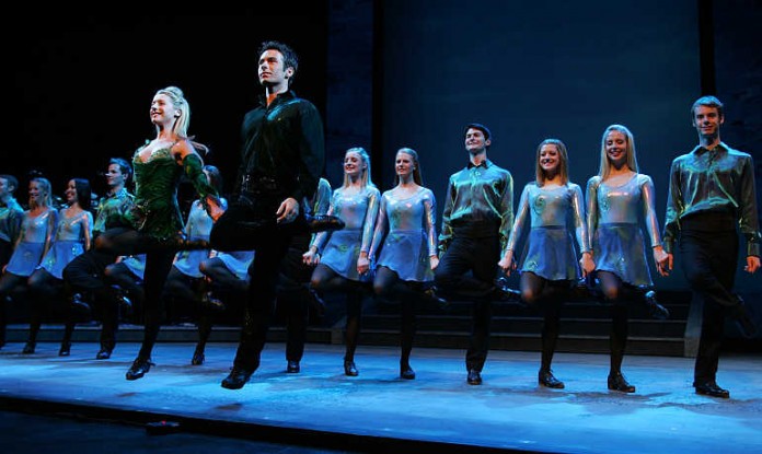 Wem Dublin zu weit ist, kann die Stepptanzshow „Riverdance“ am 20. und 21.03.14 in Heilbronn sehen.